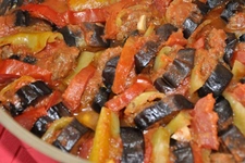 Diyarbakır Usulü Patlıcan Dizme Tarifi ve Malzemeleri