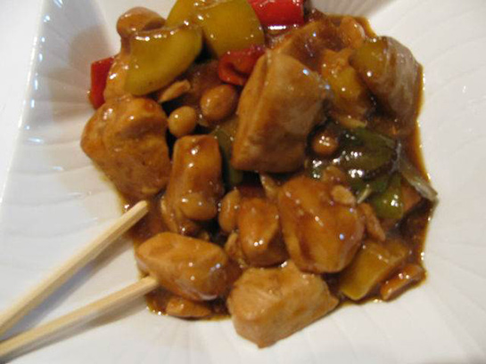 Gaziantep Usulü Fıstıklı Tavuk Tarifi ve Malzemeleri