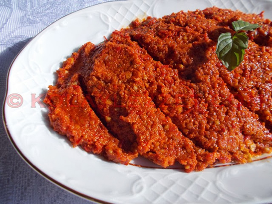Hatay Usulü Kolay Muhammara Tarifi ve Malzemeleri